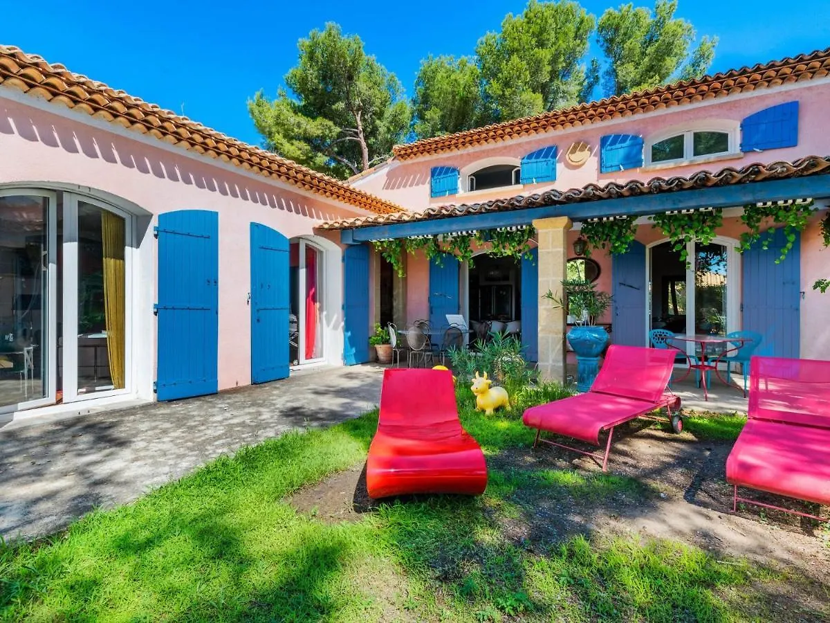 Scenic Villa In Martigues With Private Pool contacts